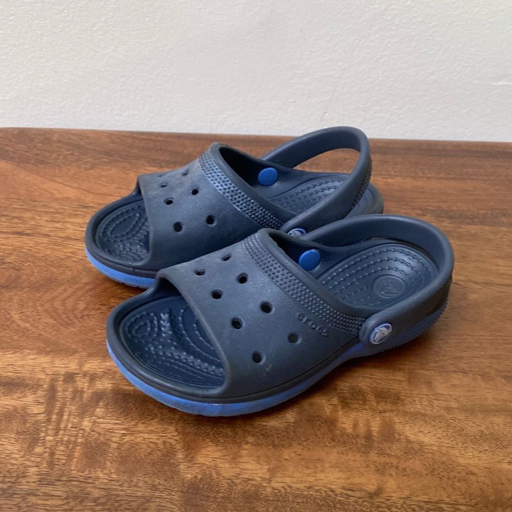 CROCS Sandals Open Toe Size 8 C9 - Picture 2 of 8